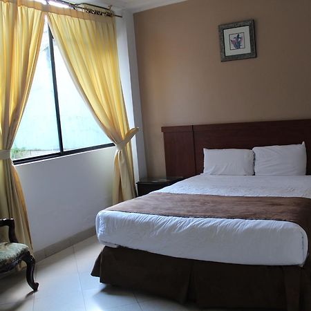 Hotel Christian Palace Tena Dış mekan fotoğraf