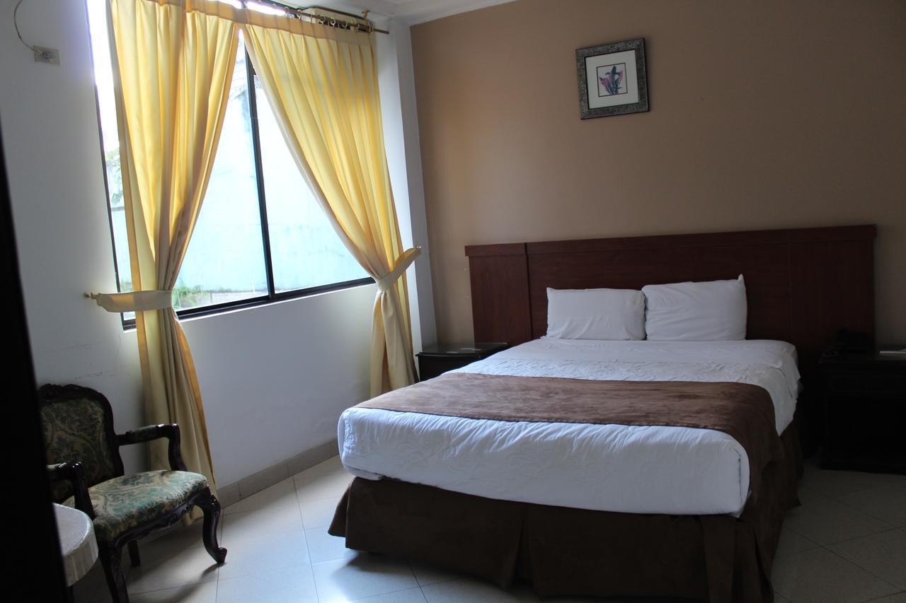 Hotel Christian Palace Tena Dış mekan fotoğraf